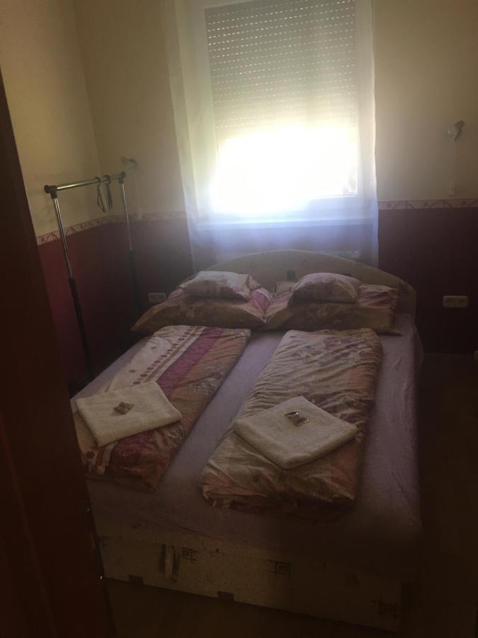 4 Lurko Apartman Uj Apartment Hajduszoboszlo Luaran gambar